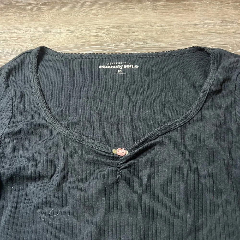 Aeropostale Ribbed Top Women M Black Seriously Soft Long Sleeve Rosette Coquette